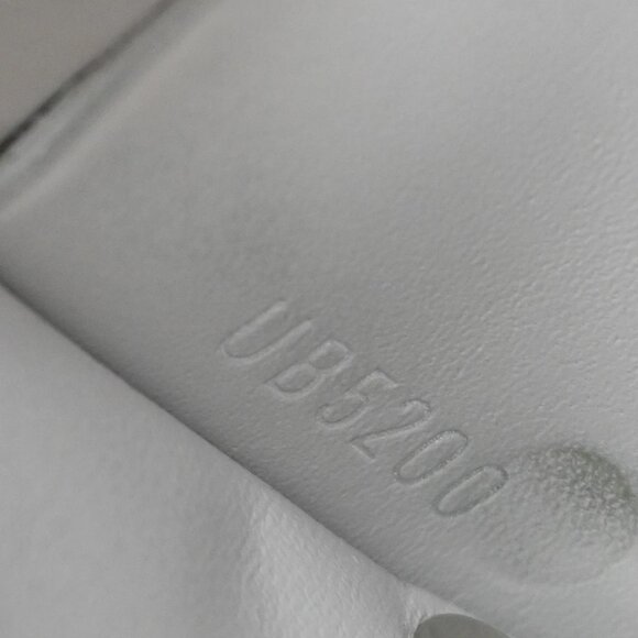 LOUIS VUITTON Discovery Compact Wallet Taigarama Leather Gray 278-082825 - Picture 10 of 11